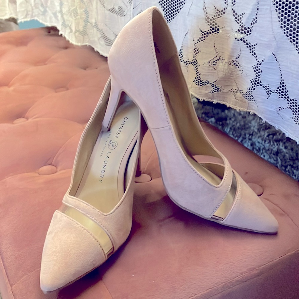 👠 Chinese Laundry Blush/Tan heels size 6